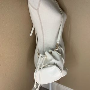 White bucket crossbody handbag